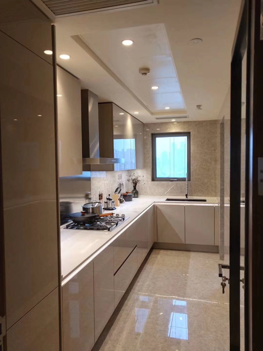 ����ʿ�V��